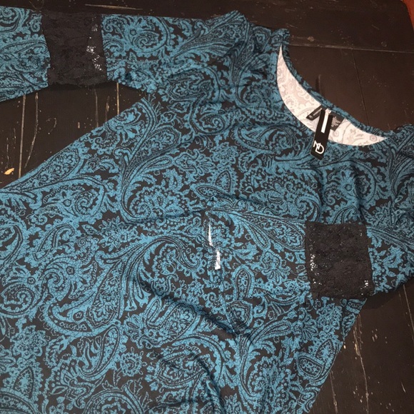 🖤NEW DIRECTIONS. NWT. - Picture 1 of 5